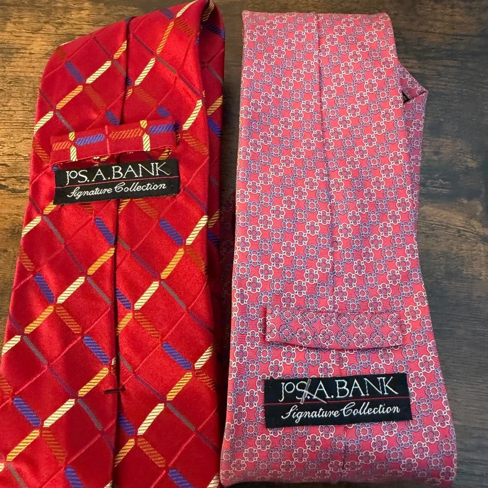 Jos A Bank Tie Lot of 2 Mens 100% Silk Signature Collection Geometric Floral USA